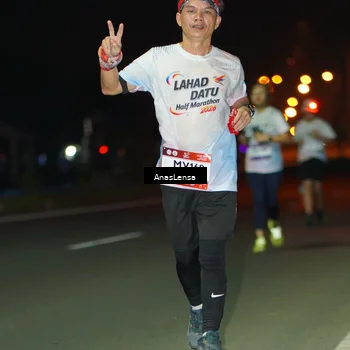 Runner Photo 7645818