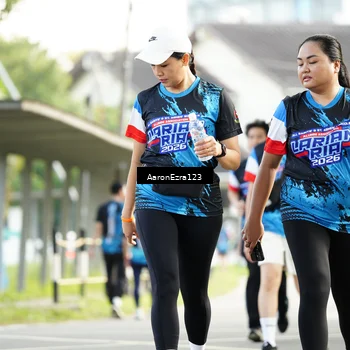 Runner Photo 7645840