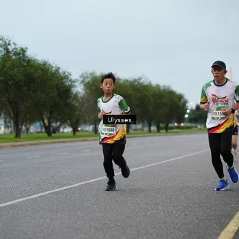 Runner Photo 7645844