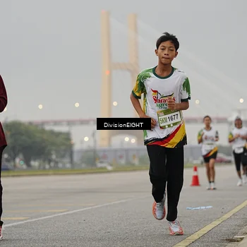 Runner Photo 7645849