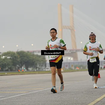 Runner Photo 7645855