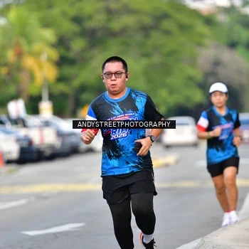 Runner Photo 7645859