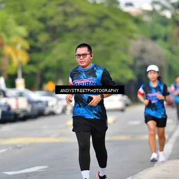 Runner Photo 7645870
