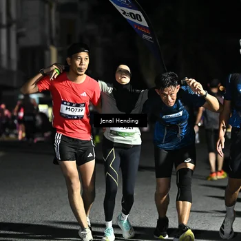 Runner Photo 7645884