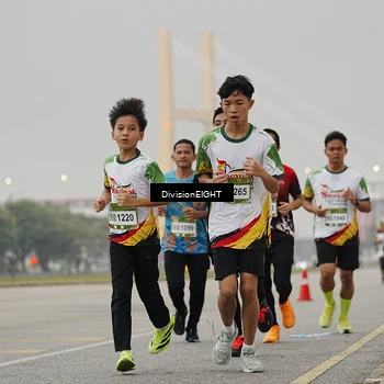 Runner Photo 7645887