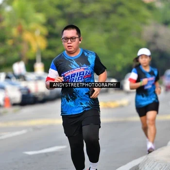 Runner Photo 7645888