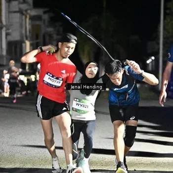 Runner Photo 7645895