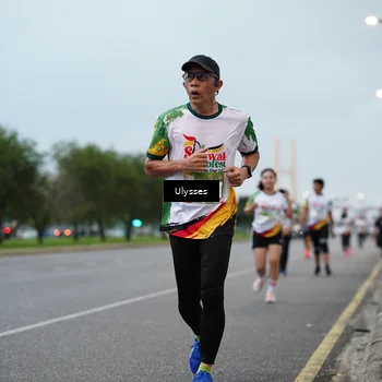 Runner Photo 7645917