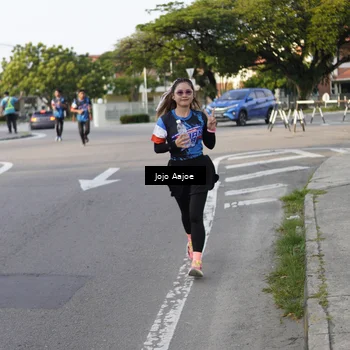 Runner Photo 7645931