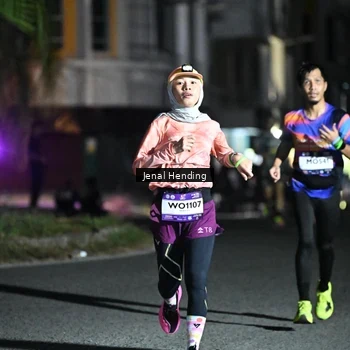 Runner Photo 7645940