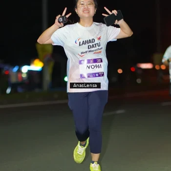 Runner Photo 7645957