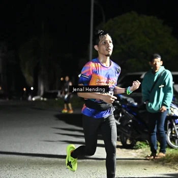 Runner Photo 7645963