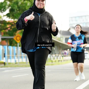 Runner Photo 7645967