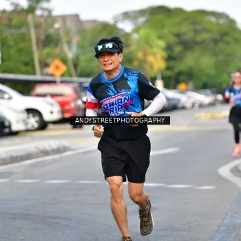 Runner Photo 7645968