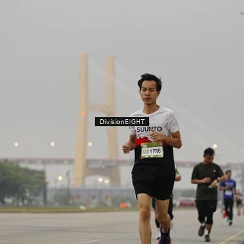 Runner Photo 7645980