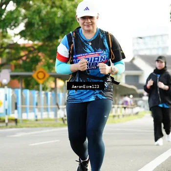 Runner Photo 7645987