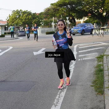 Runner Photo 7645999
