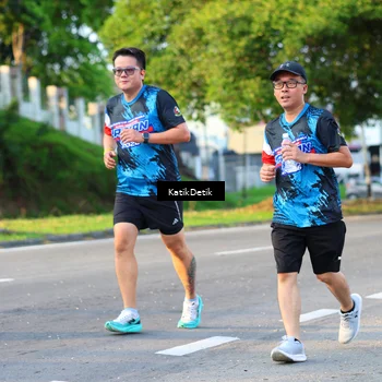 Runner Photo 7646004
