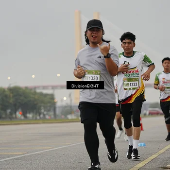 Runner Photo 7646009