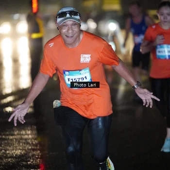 Runner Photo 7646014