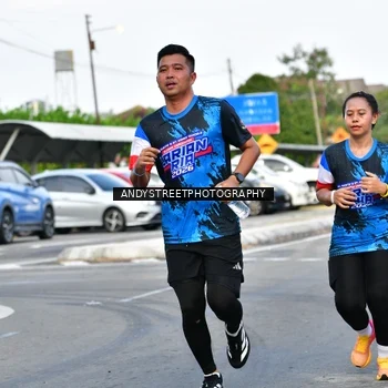 Runner Photo 7646015