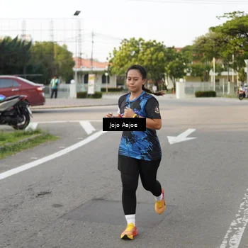 Runner Photo 7646020