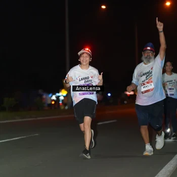 Runner Photo 7646046