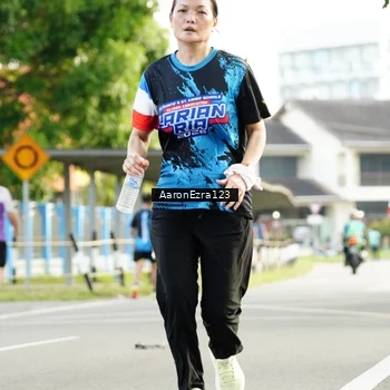 Runner Photo 7646051