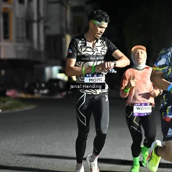 Runner Photo 7646062