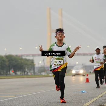 Runner Photo 7646063