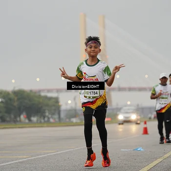 Runner Photo 7646065