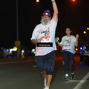 Runner Photo 7646090