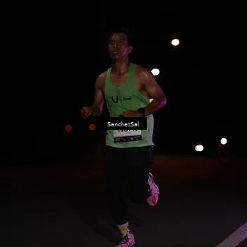 Runner Photo 7646091
