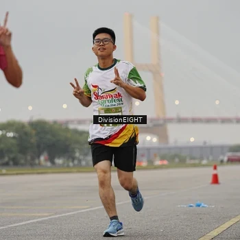 Runner Photo 7646117