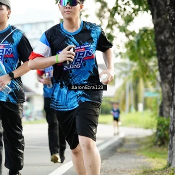 Runner Photo 7646125