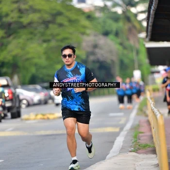 Runner Photo 7646156