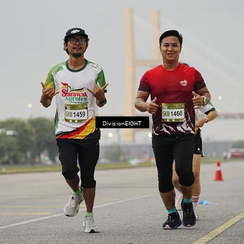 Runner Photo 7646157