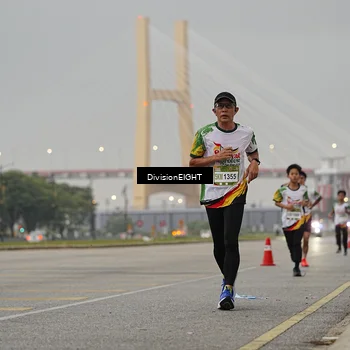 Runner Photo 7646199