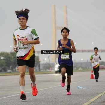 Runner Photo 7646235