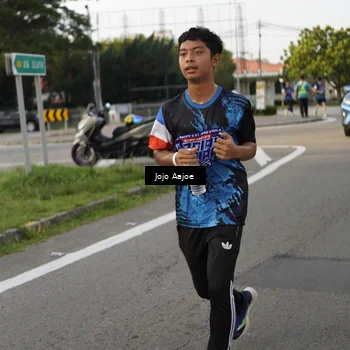 Runner Photo 7646236