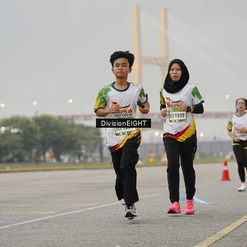 Runner Photo 7646270