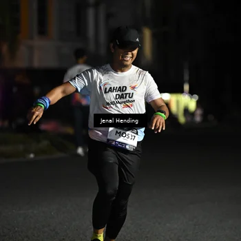 Runner Photo 7646304