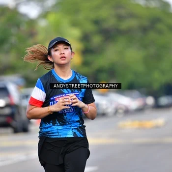 Runner Photo 7646307