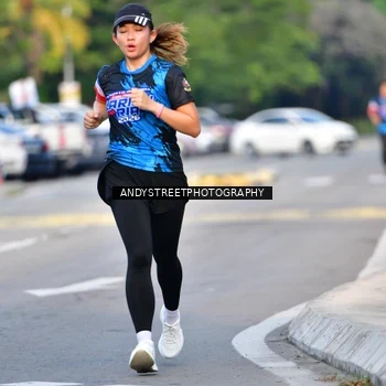 Runner Photo 7646320