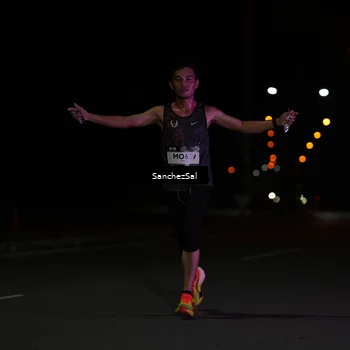 Runner Photo 7646328