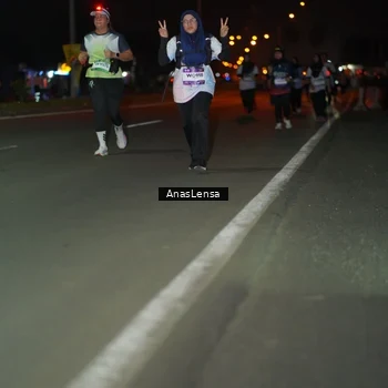 Runner Photo 7646333