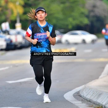 Runner Photo 7646335