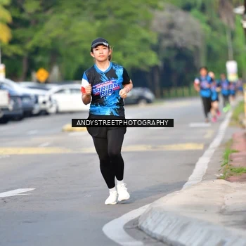 Runner Photo 7646337