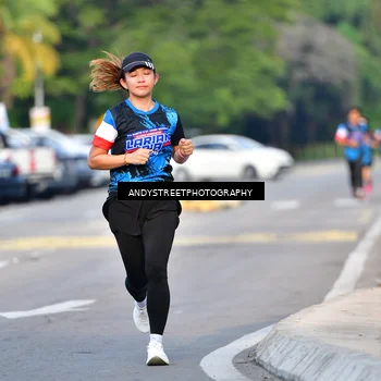 Runner Photo 7646338