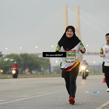 Runner Photo 7646341